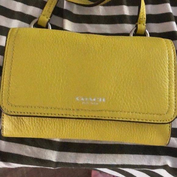 Coach Clutch/Crossbody - Picture 2 of 3